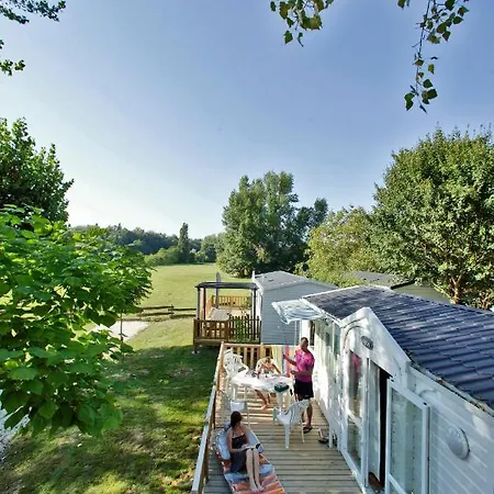 Camping Camping Le Perpetuum **** *