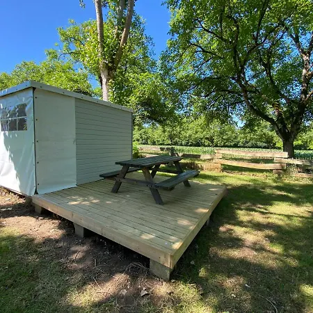 Camping Le Perpetuum **** Camping Domme