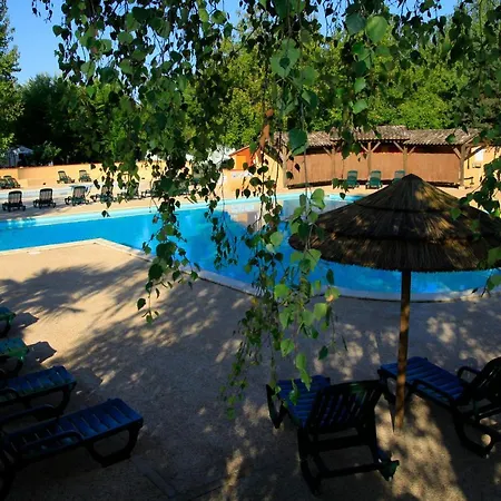 Camping Le Perpetuum **** Camping Domme